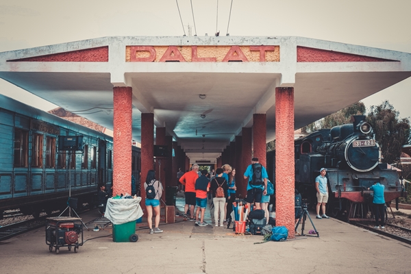 Lượt du khách đến tham quan mỗi ngày tại ga Đà Lạt rất đông