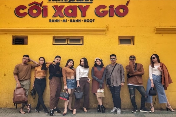 Địa điểm này thu hút rất nhiều bạn trẻ đến check-in