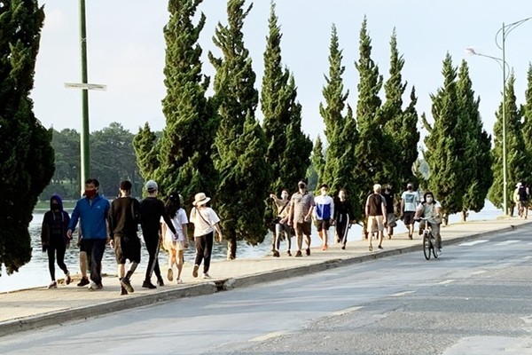 Hồ Xuân Hương là địa điểm tập thể dục yêu thích