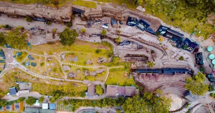 49804766328 E23e2f24f3 K