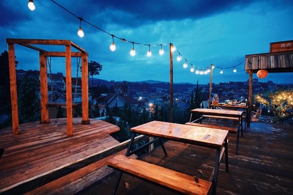 Quán nướng mới toanh tại Đà Lạt