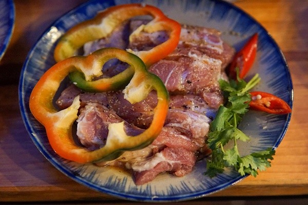 Nguyên liệu luôn đảm bảo độ tươi ngon 