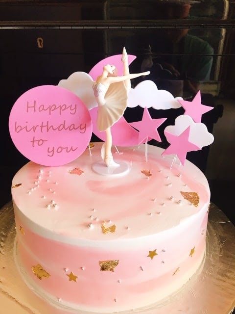 Một chiếc bánh có giá từ 150.000đ