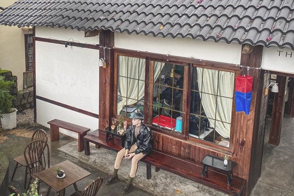 Một góc nhỏ của quán - Ảnh: Halu Liang