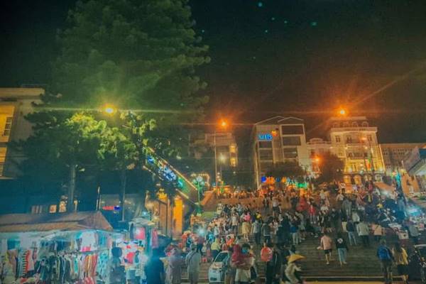 Dia Chi Cho Dem Da Lat