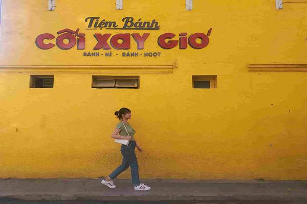 Tao Dang Tai Buc Tuong Vang