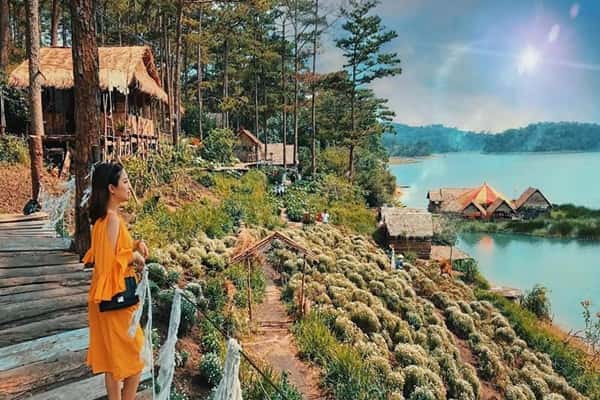 Phim Truong Happy Hill