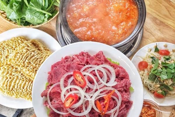 QUan Lau Bo Nhung Cay