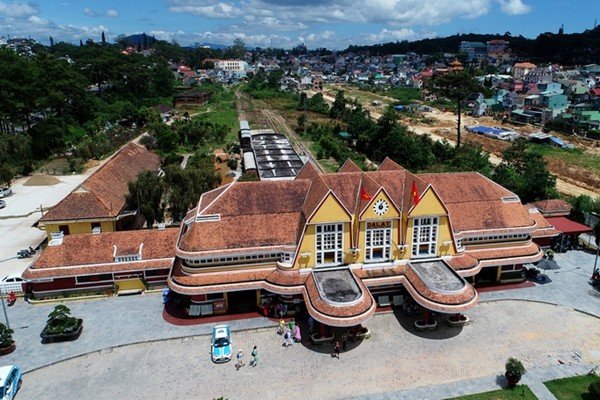Ga Da Lat Va Cai Nhat