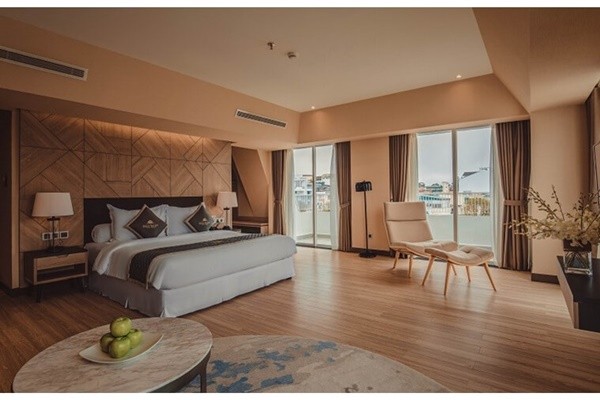 Gia Phong Khach San Golf Valley