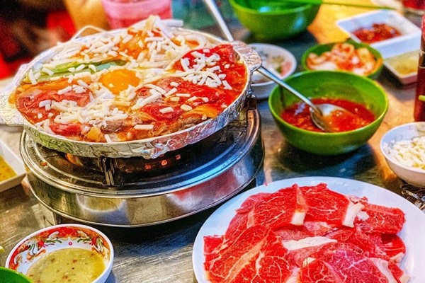 Món ăn hấp dẫn từ hương vị đến màu sắc