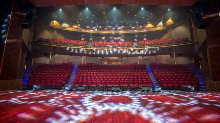 Se Co Nha Hat Opera Dau Tien Rong 2 000 M2 Tai Da