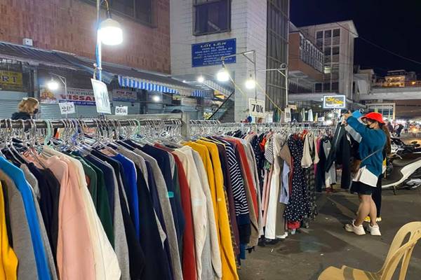 Cho Dem Da Lat Gio Hoat Dong