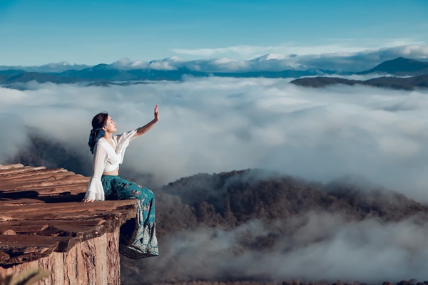 Biển mây lung linh ngày lập đông