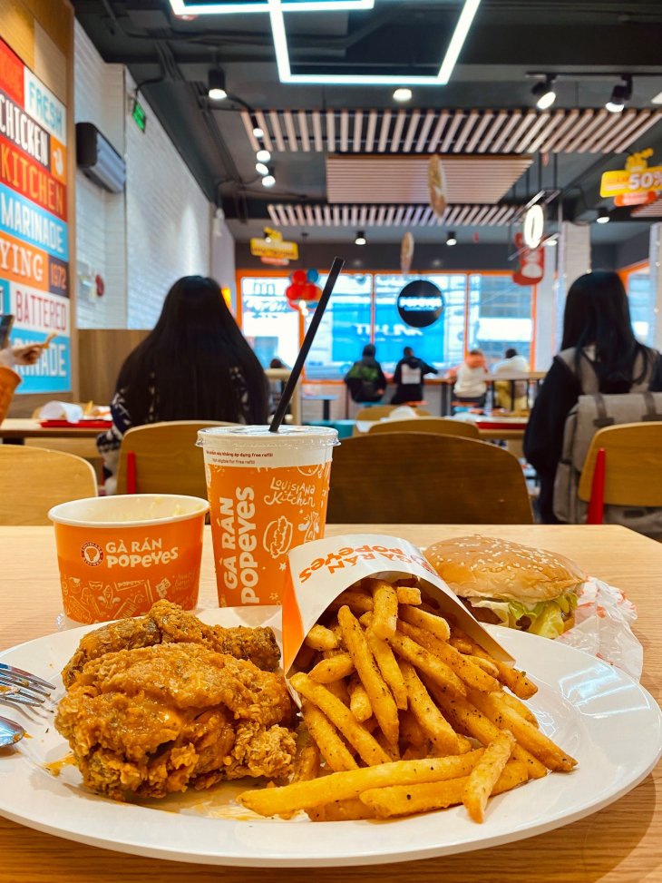 133776800 4899196866789283 5574676319234089759 O