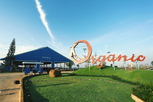 Vinamilk Organic Milk Farm Da Lat