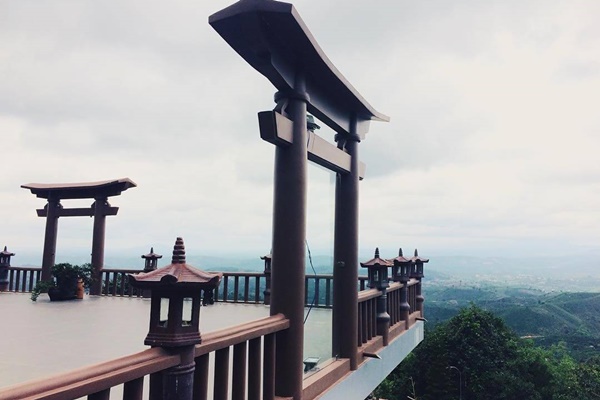 Cong Troi Chua Linh Quy Phap An