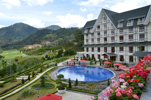 Swiss Belresort Hotel