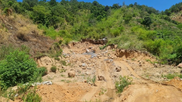 Dalat Ai Tiep Tay Nan Khai Thac Khoang San Trai Ph