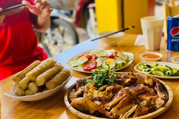 Ga Nuong Com Lam Ayun