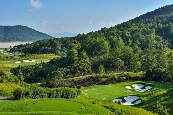 Sân golf sở hữu vị trí vô cùng đắc địa