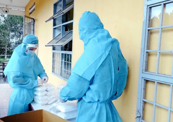 Images2372288 Hinh 4 Chuan Bi Suat An Cho Cac Truo