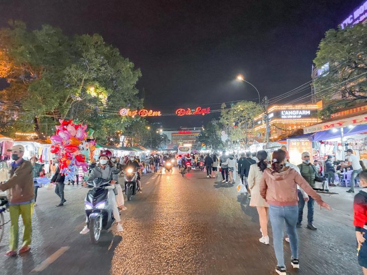 63027d257de68ab8d3f7