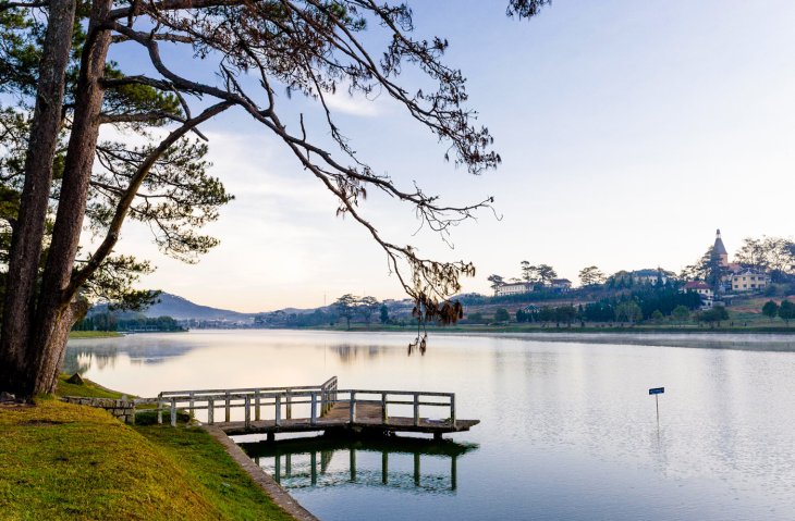 Check In 5 Diem Den Hap Dan Trong Phim Nhung Thang