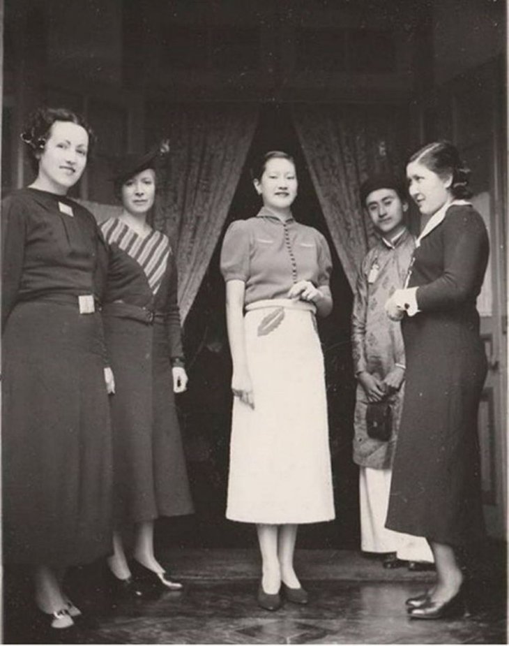 Nam Phuong Hoang Hau 4