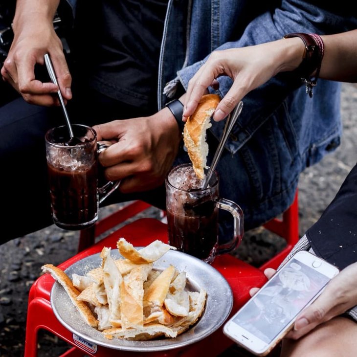 Banh Mi Cham Ca Cao Vua Quen Vua La Chi Co O Sai G