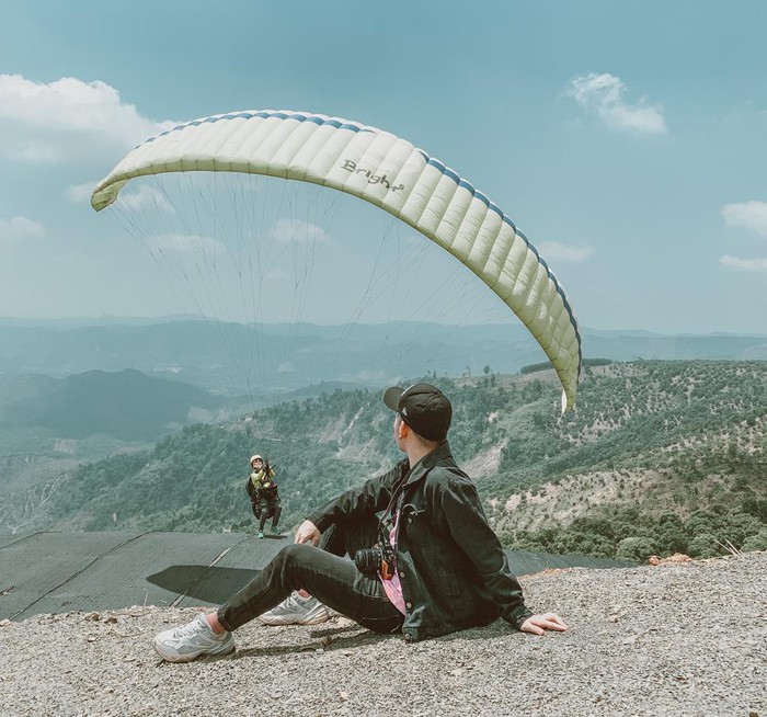 Du Luon Tren Dinh Con O Lam Dong 2