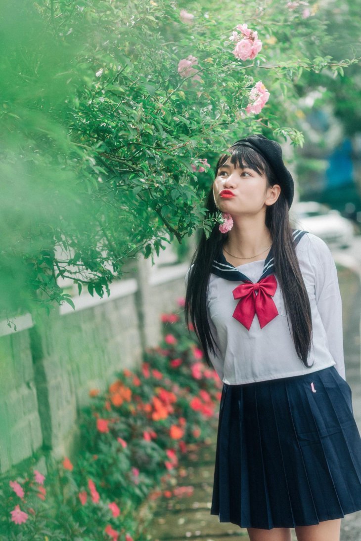 Hang Rao Hoa Biet Thu Co Da Lat Bung No Du Khach A