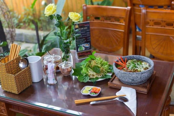 72140478 111728420265482 1186954997259042816 N