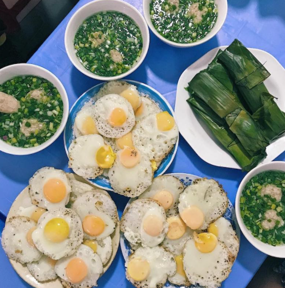 Banh Can Tang Bat Ho