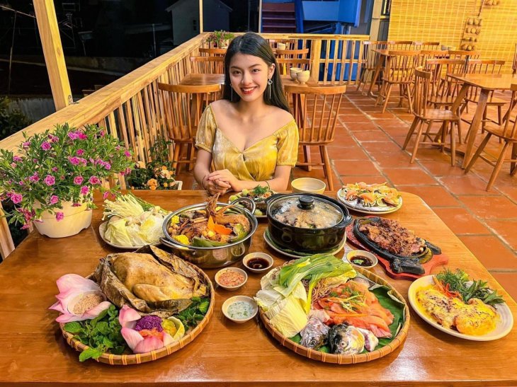 281604621 150766850809344 2744003508044027418 N