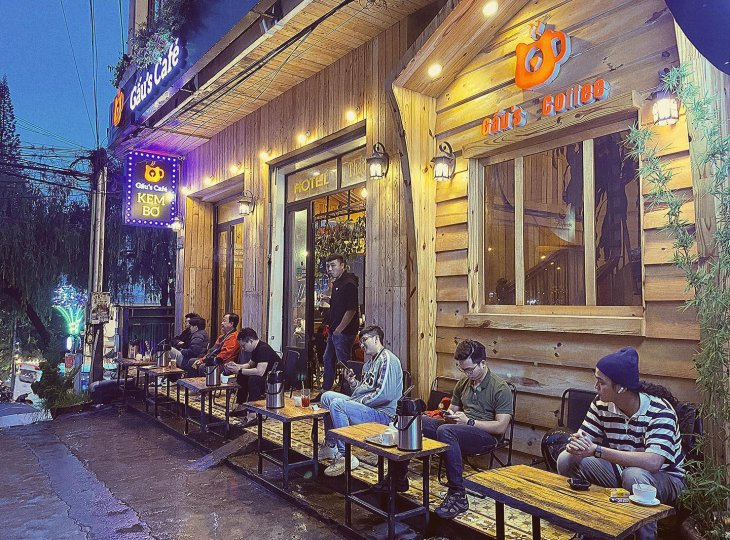 Gấu cafe chợ Đà Lạt
