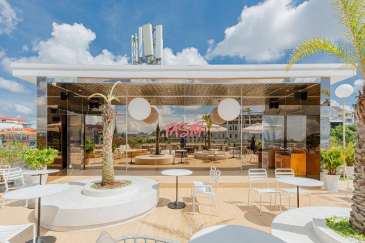 Tasty Quan Ca Phe Co Guong Cho Da Lat