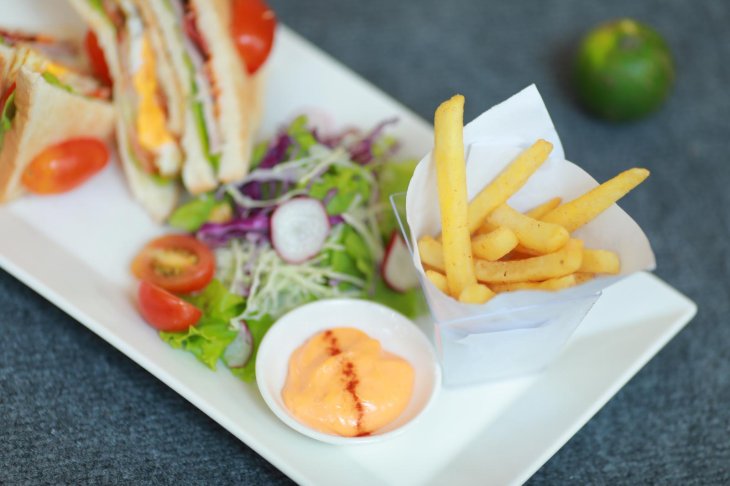 Banh My Sandwich Va Pho Mai O Tasty