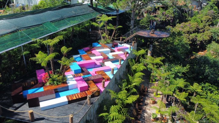 Khung Canh Tai Horizon Coffee Da Lat