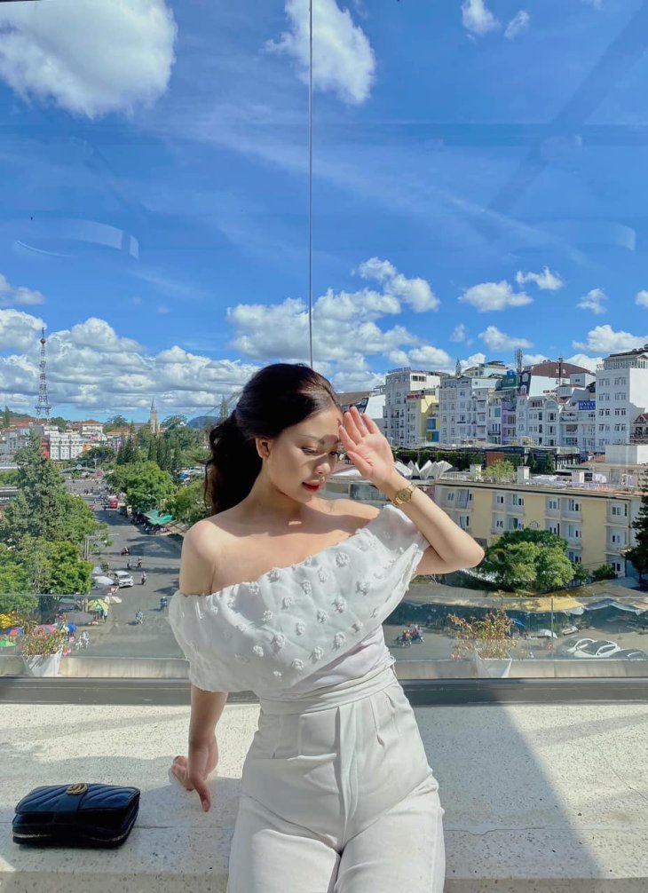 chụp hình đẹp với view đà lạt từ trên cao