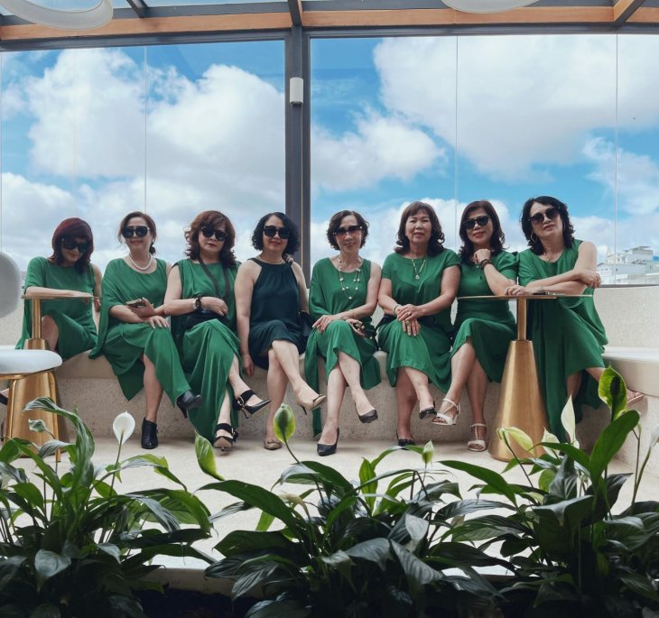 chụp ảnh kỷ niệm tại tasty