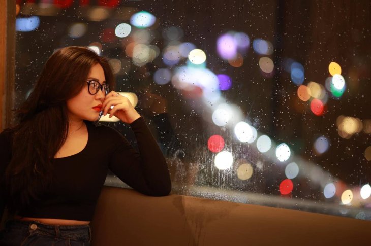 Chup Anh Da Lat Len Den