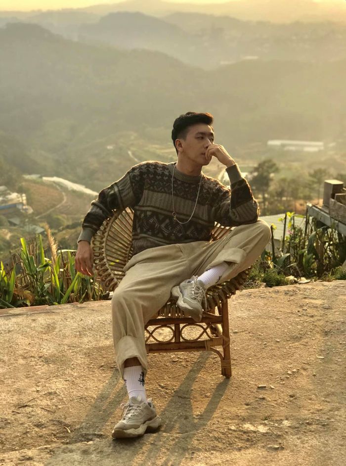 Ao Len Quan Kaki Di Da Lat