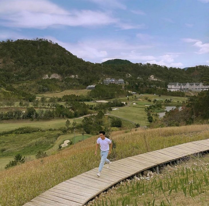 AO Phong Quan Jean Di Da Lat Mua He