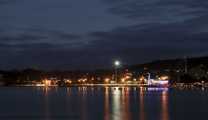 Ho Xuan Huong Ve Dem