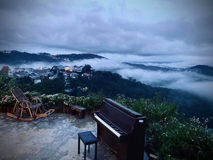 Quan Ca Phe Mo Cua Som O Da Lat 11