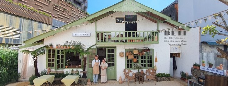 Quan Ca Phe Mo Cua Som O Da Lat 8