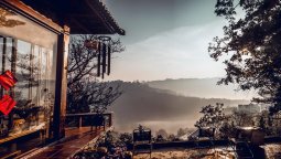 Ngắm thung lũng sương phủ mờ ảo tại Leng Keng Homestay Đà Lạt