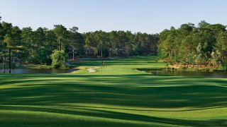 DaLat Palace Golf Club - Sân Golf đầu tiên của Việt Nam