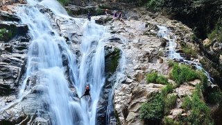 Ngắm nhìn vẻ đẹp hoang sơ giữa chốn núi rừng của thác Hang Cọp Đà Lạt